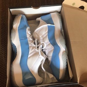 Jordan 11 low Carolina blue